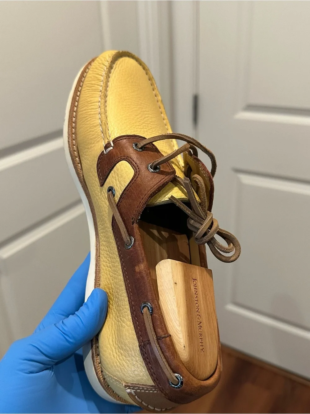 Johnston & Murphy Men's Yellow and Brown Two-Tone Leather Boat Shoes - Picture 7 of 7